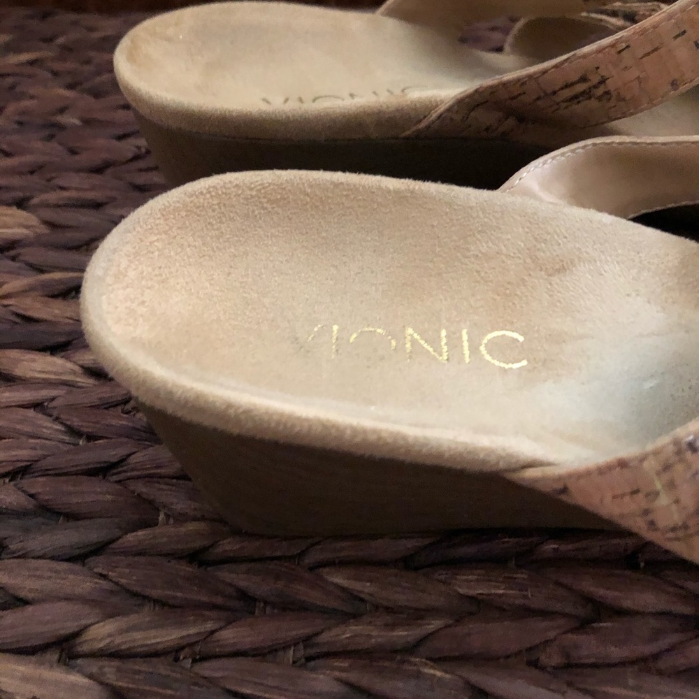 Vionic Adjustable Wedges - image 2